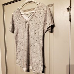 Mountain Hardware V-neck t-shirt.